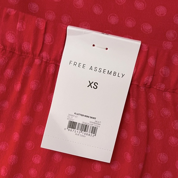 Free Assembly Flutter Mini Skirt - Red Dots - Picture 6 of 8